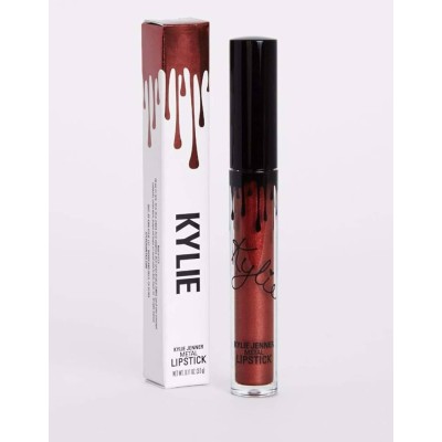 kylie jenner metal lipstick danger (wc5h)