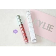 kourt kylie cosmetics velvet liquid lipstick rad (wc5h)